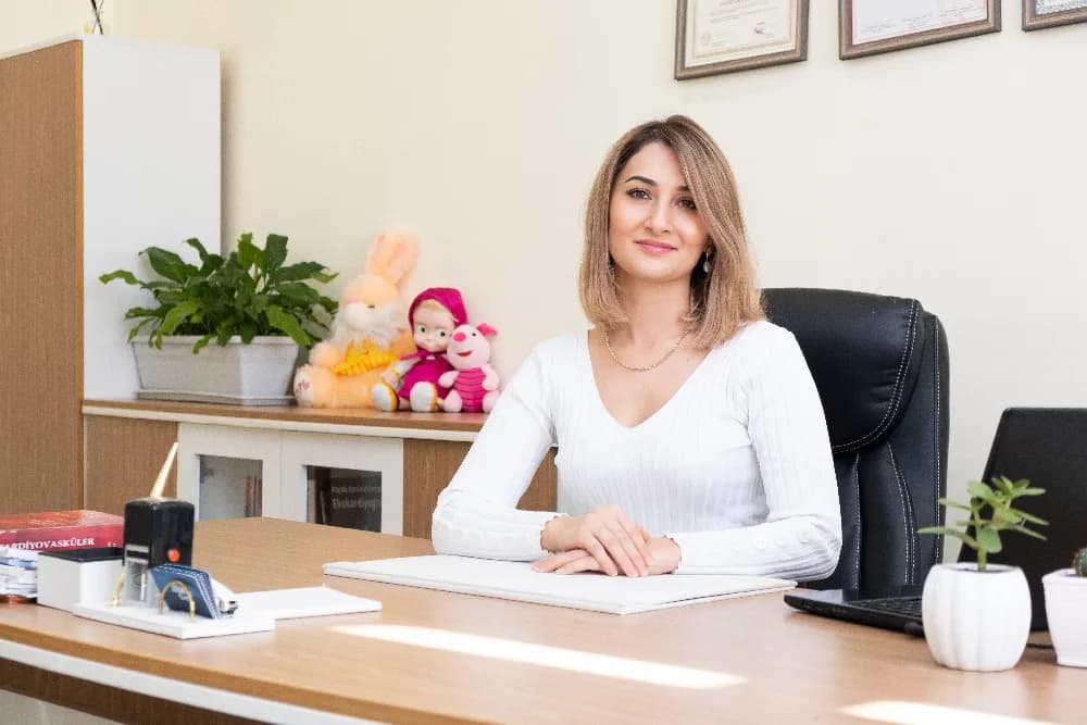 Dr. Aynur Dadaşova