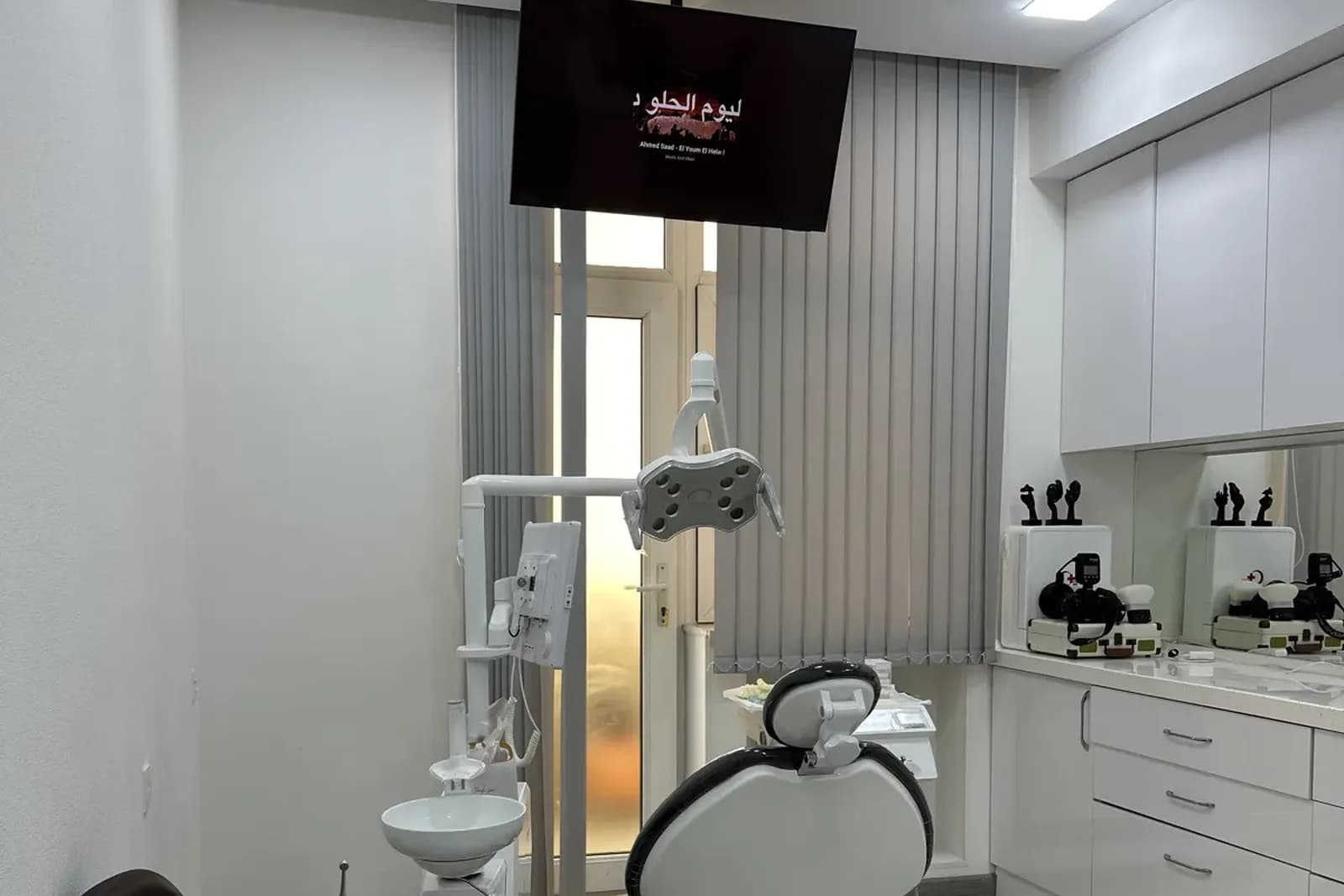 Diş daşlarının təmizlənməsi: necə aparılır, ağrılıdırmı və nə qədər tez-tez lazımdır