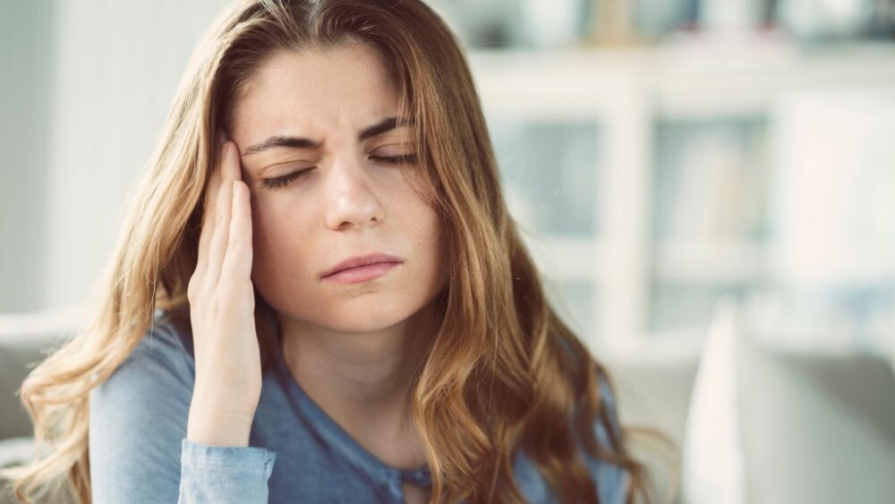 baş ağrısının səbəbləri
